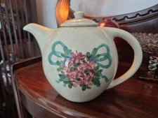 Greenbrier Resort Hotel Emerson Creek Pottery Rhododendron 46 oz China Teapot