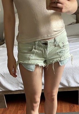 Wildfox Jeansshorts Shorts Gr. 26 36 S mint hellgrün destroyed Sommer Hot pants 