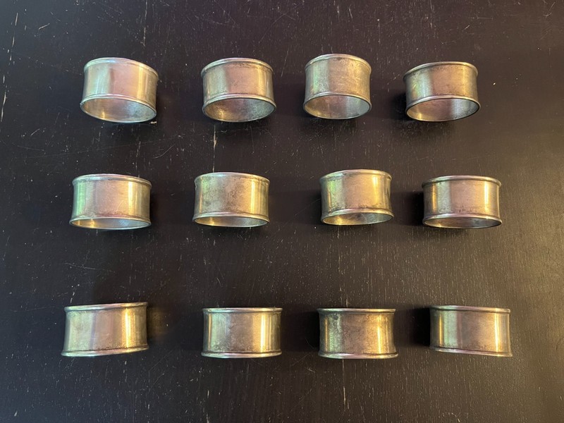 Set of 12 Crate & Barrel Vintage Concave Napkin Rings Silver-Plate Silver-Plated