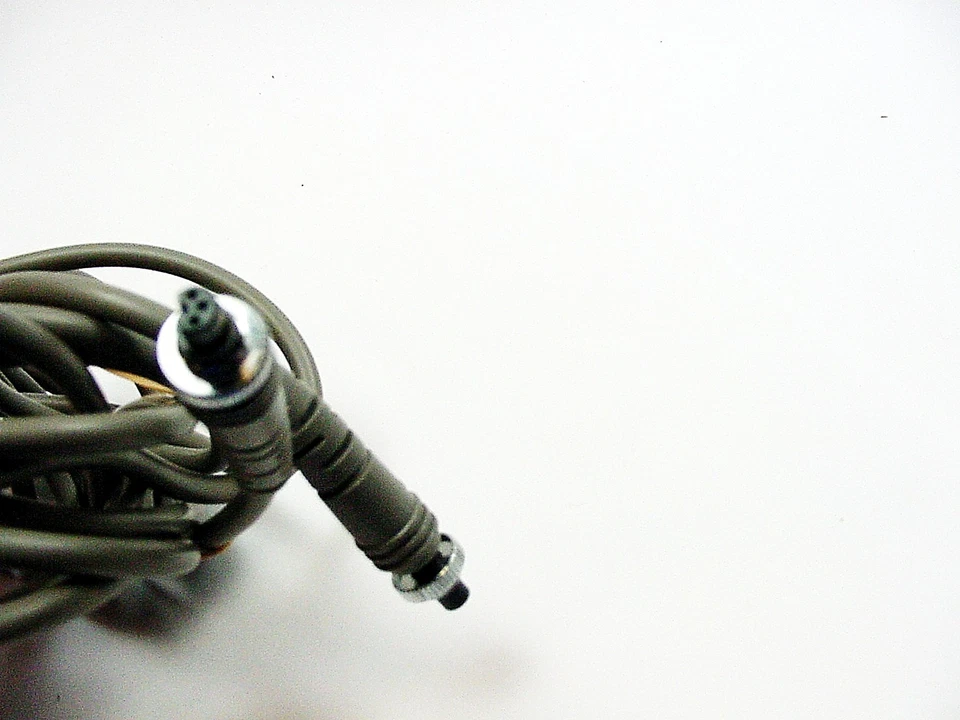 Nikon SC-19 TTL Multi Sync Cable | 10' | OEM | E+ | Tested | $19.95 | #1 | - Image 2 of 2