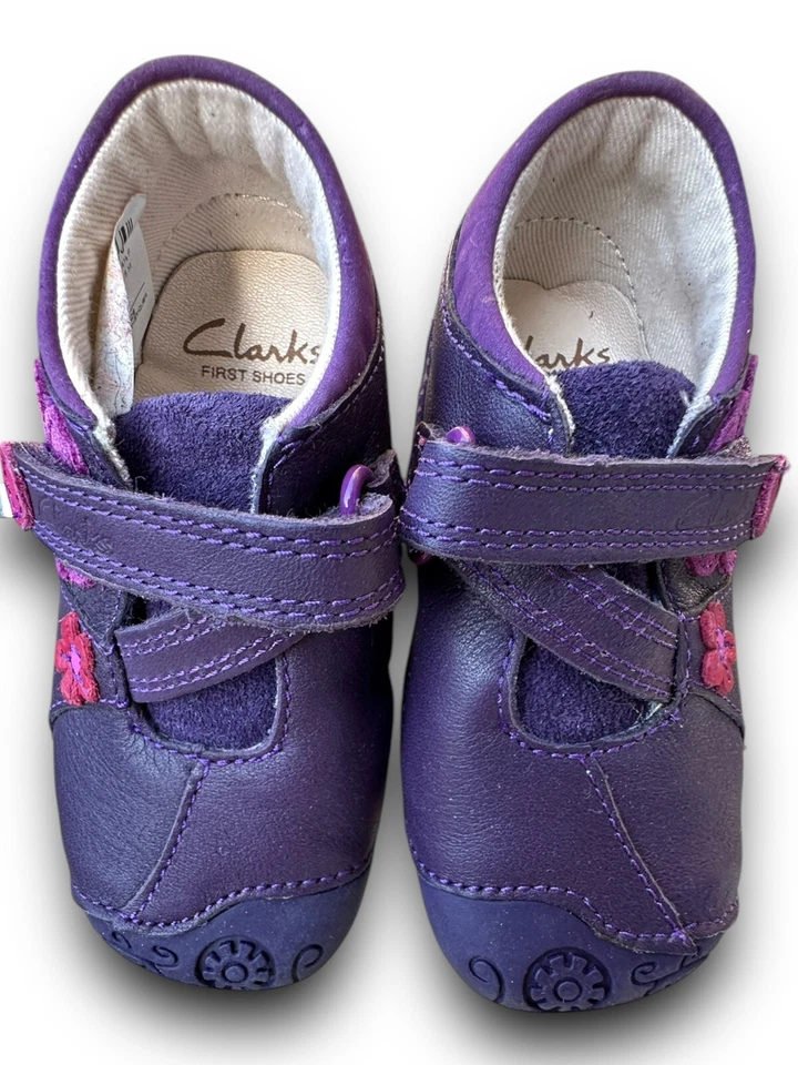 Clark’s Baby’s First Zapato Talla 5m Niñas Tenis Púrpura. Flores 💜 Foto 4 de 4