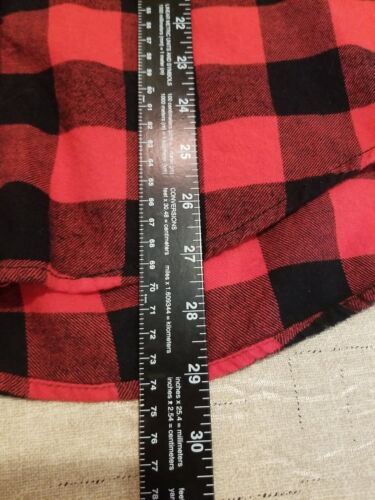 BDG Mens M Red/Black Buffalo Check Flannel Shirt Cabin Camping Lumber Jack - Picture 7 of 9