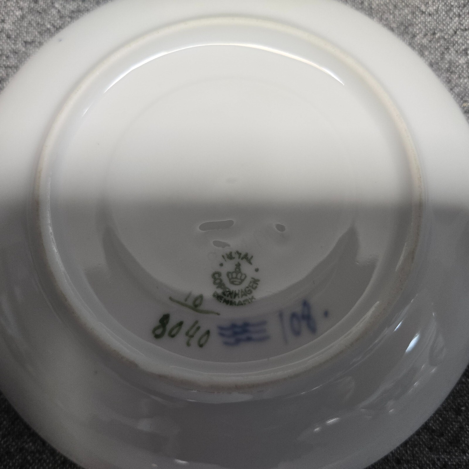 Royal Copenhagen Blue Flower Coffee Cup & Saucer - 8040 - Set of 4 - 2nd quality