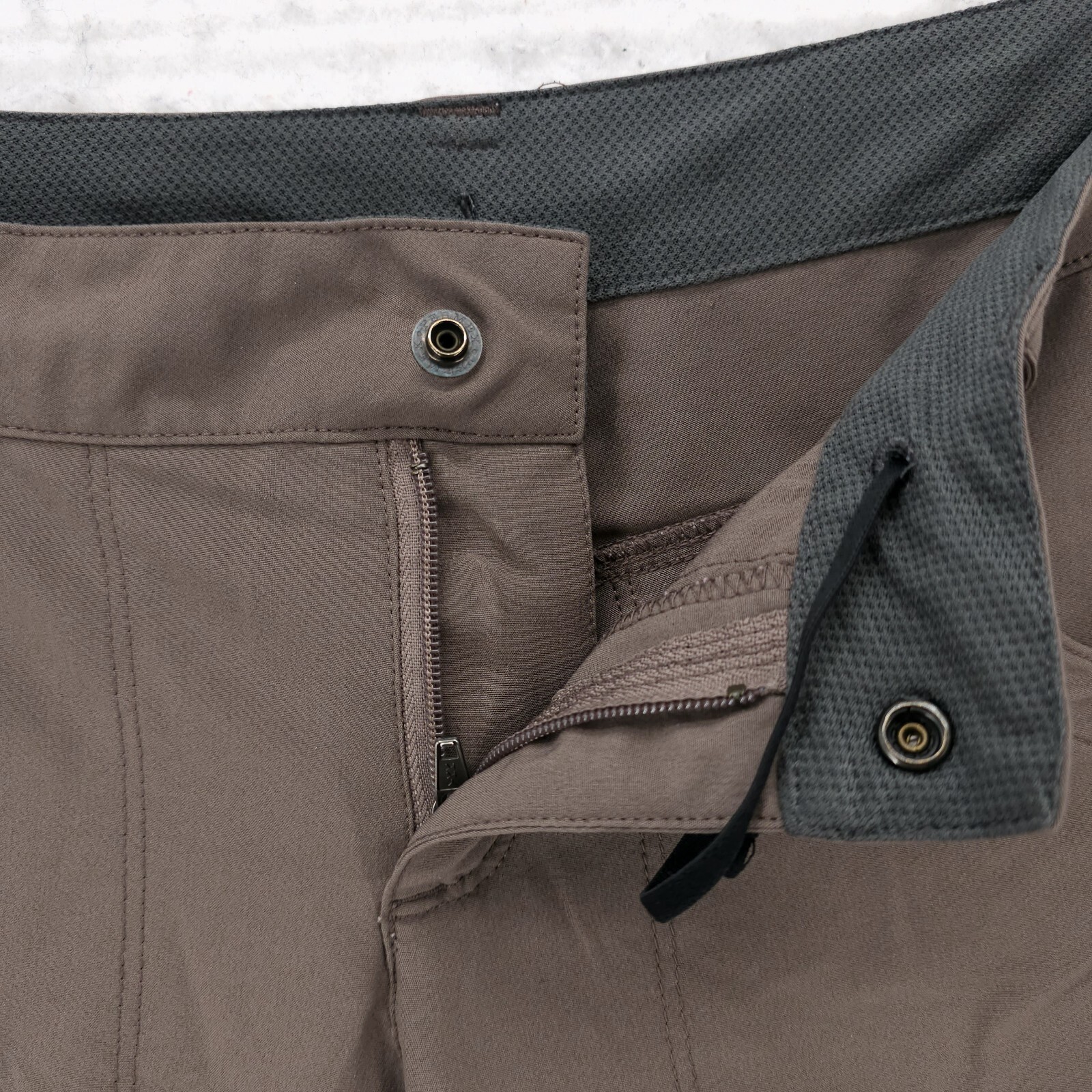 PATAGONIA Happy Hike Capri Hiking Pants Earthenware Brown 22" Inseam Size 2 thumbnail 3