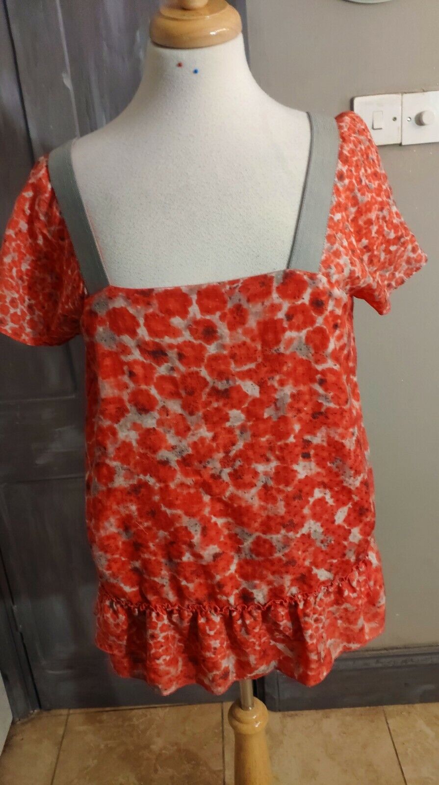 Picture 1 of 5