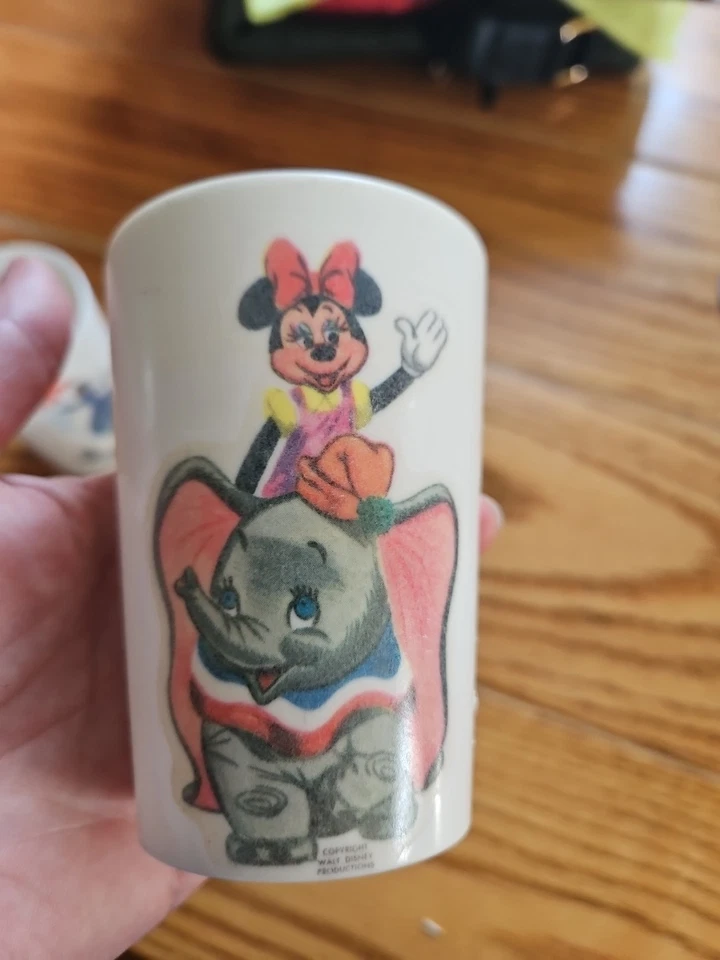 De colección 1964 Mary Poppins y Minnie en Dumbo Melamina Walt Disney... Foto 3 de 4
