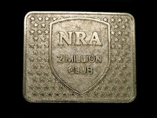 TB11143 NOS VINTAGE 1970s  NRA 2 MILLION CLUB  NATIONAL RIFLE ASSOC. BUCKLE