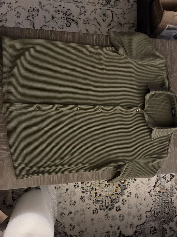 Conjunto de playa de lino verde CooFandy de 2 piezas para hombre talla pequeña Foto 4 de 4