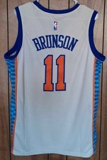 Ultimate New York Knicks Collector and Super Fan Gift Guide 58
