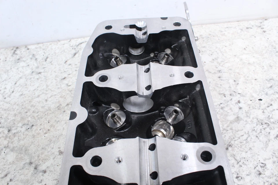 Sea-Doo GTI 130 2011 culata - sin válvulas - 420613978 Foto 3 de 4