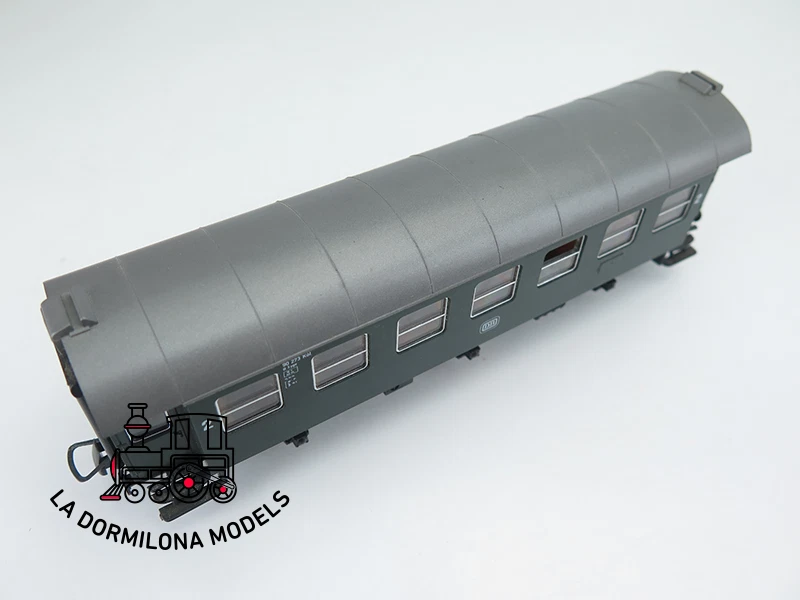 MG2011 H0 =DC ROCO 4214 Personenwagen 2. Kl. der DB - OVP