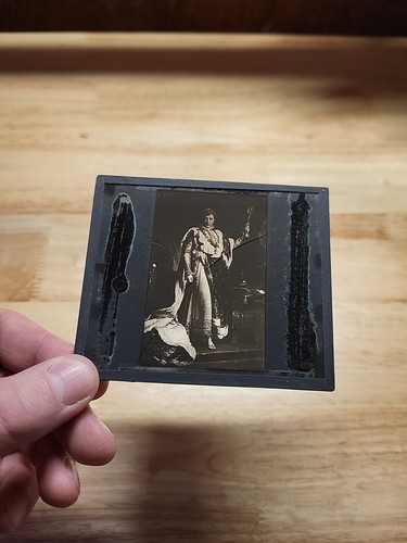 Vtg Magic Lantern Slide-"Napoleon In Coronation Robes"-Painted By Gerard-Crack - Picture 2 of 5