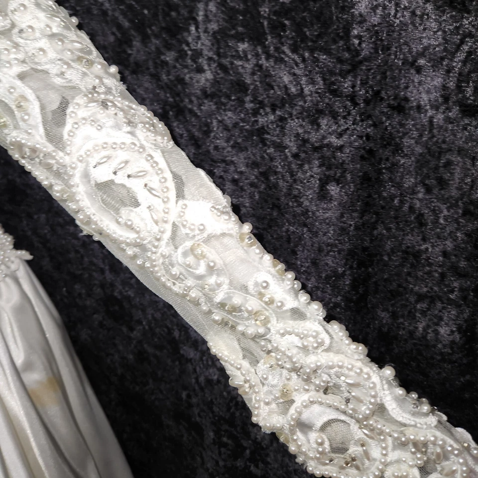 Vestido de novia Venus recortes con cuentas elegante tren largo muy pesado adornado Foto 4 de 4