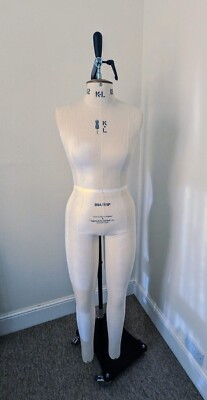 Kennett & Lindsell BSA/BSP full length mannequin with collapsible