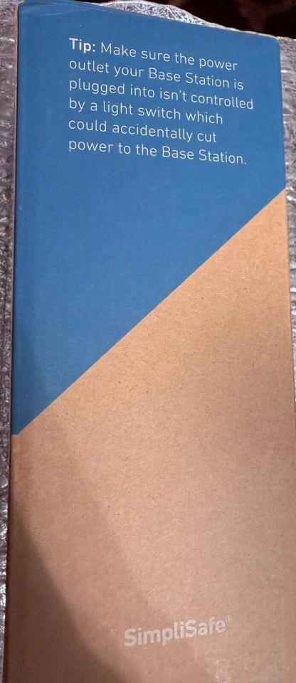 New SimpliSafe Wireless Home Security System With Indoor Camera - Image 3 of 4