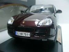 WOW EXTREMELY RARE Porsche Cayenne S 4.5L 2002 Reg Red 31635 1:18 Maisto-AutoArt