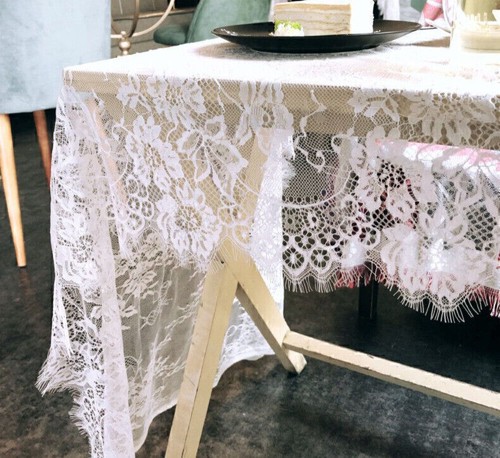 Centrotavola da tavolo in pizzo vintage bianco, centrotavola con nastro, decoraz - Foto 2 di 3