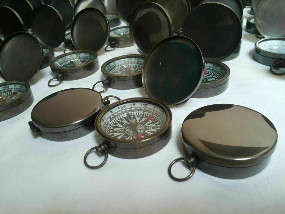 Lot Of 50 Pcs Vintage Antique Nautical Brass Pocket Compass handmade design  - Image 3 of 3