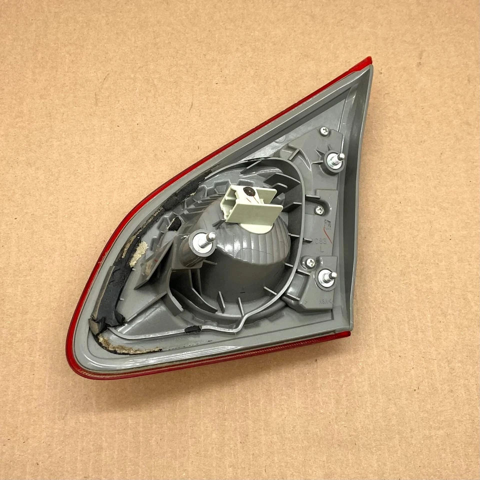 OEM 09-15 Nissan Rogue Select Left Side Halogen Inner Tail Light Stop Brake Lamp - Image 3 of 4