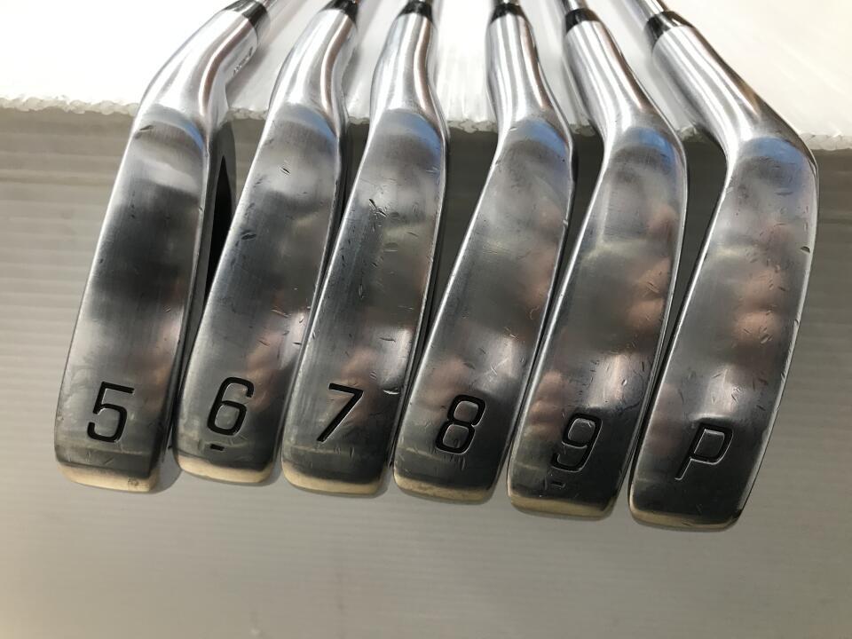 Bridgestone TOUR B 202CBP Iron set 5-9 P NS Pro MODUS 3 TOUR Bridgestone TOUR B 202CBP Iron set 5-9 P NS Pro MODUS 3 TOUR