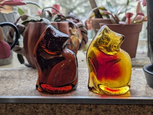 Blenko Glass Cat Figurines Hand Blown Art Glass Amber / Tangerine LOT OF 2