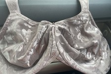 Woman  s Wacoal Bra 38G Awareness Lace Lined Underwire Taupe 85567