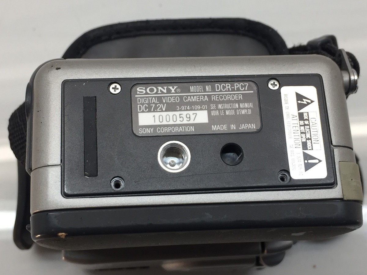 Sony Handycam Vision DCR-PC7 MiniDV Camcorder NTSC – No Battery