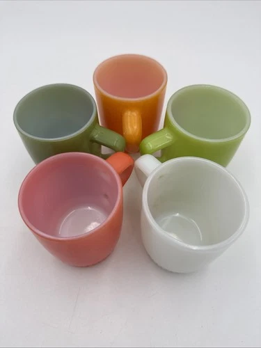 Vintage Anchor Hocking Fire King Mugs Lot Of 5 Green White Orange Coral Avocado