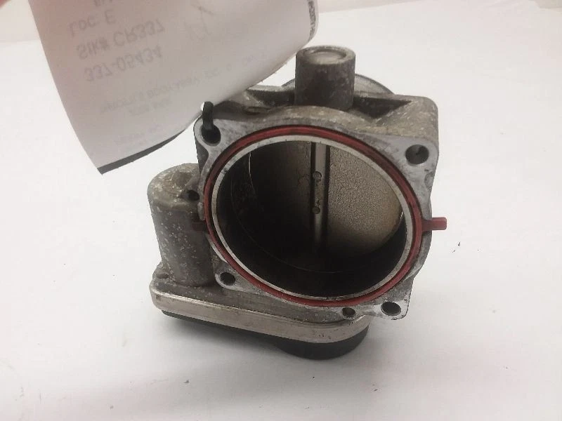 Conjunto de válvula de carrocería de acelerador Cadillac XLR 2004-2009 4,4 L 12567376        Foto 2 de 3