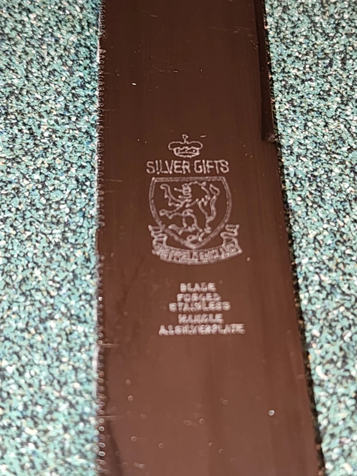 Vintage Sheffield England Forged Stainless Steel Wedding cake server & knife Set - Image 4 of 4