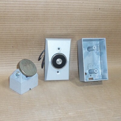 NEW LCN 7830SEM ELECTRO MAGNET DOOR HOLDER 24V AC/DC SEM 7830 NO HARDWARE