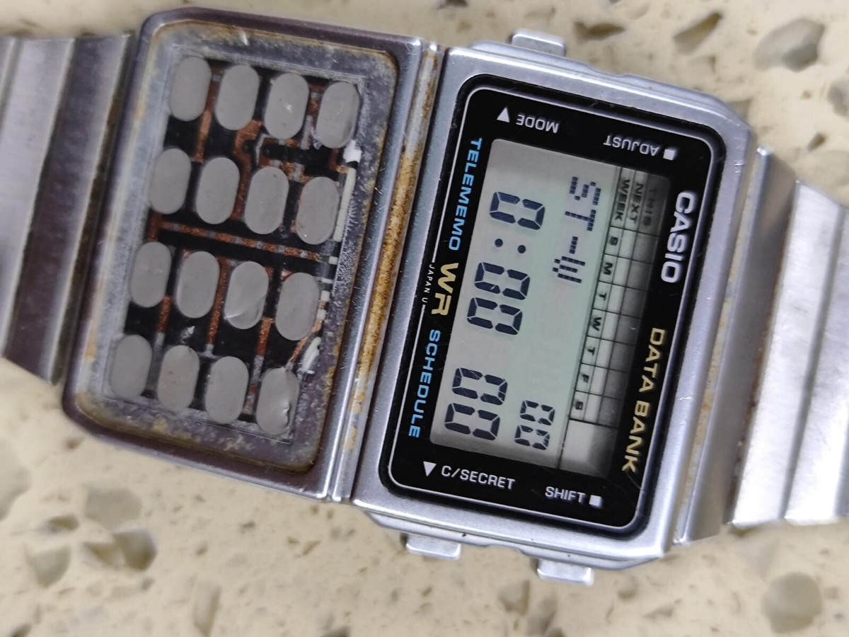 Casio DBC-610 Data Bank Calculator Watch Mod 676 Full Working Used
