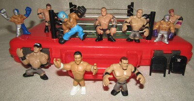 Mattel WWE Money in The Bank プロレス リング Amazon.com: Mattel WWE Money in The Bank Cash-in Ring Playset with