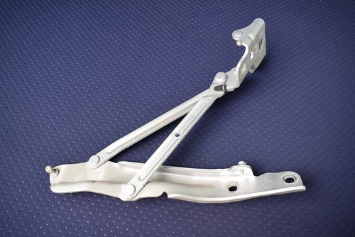 VW Beetle Heckklappenscharnier links 5C3827301 5C 1.2 TSI 2012 2420875