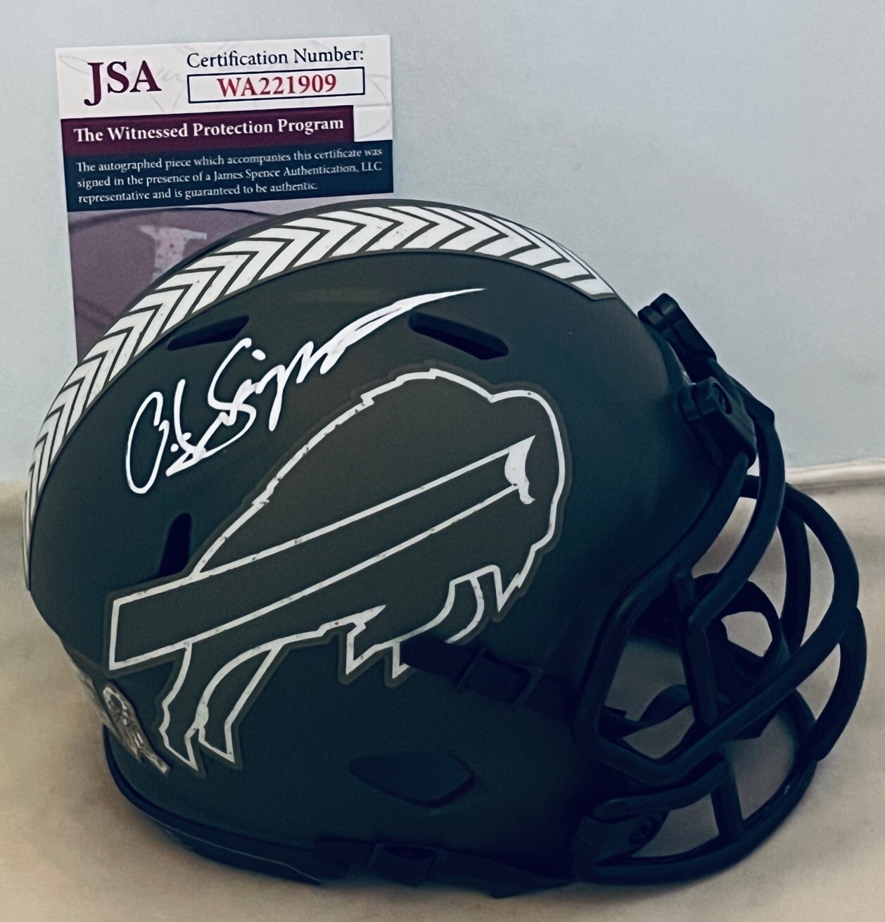 O.J. Simpson signed Buffalo Bills Salute To Service mini helmet 2 JSA