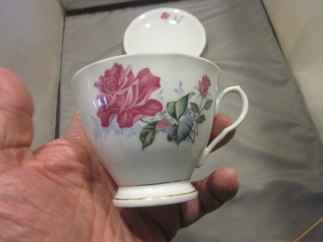 Picture 2 of 6