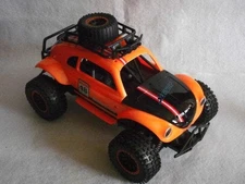 Radio-controlled off-road 2.4G rock crawler RC buggy, working condition