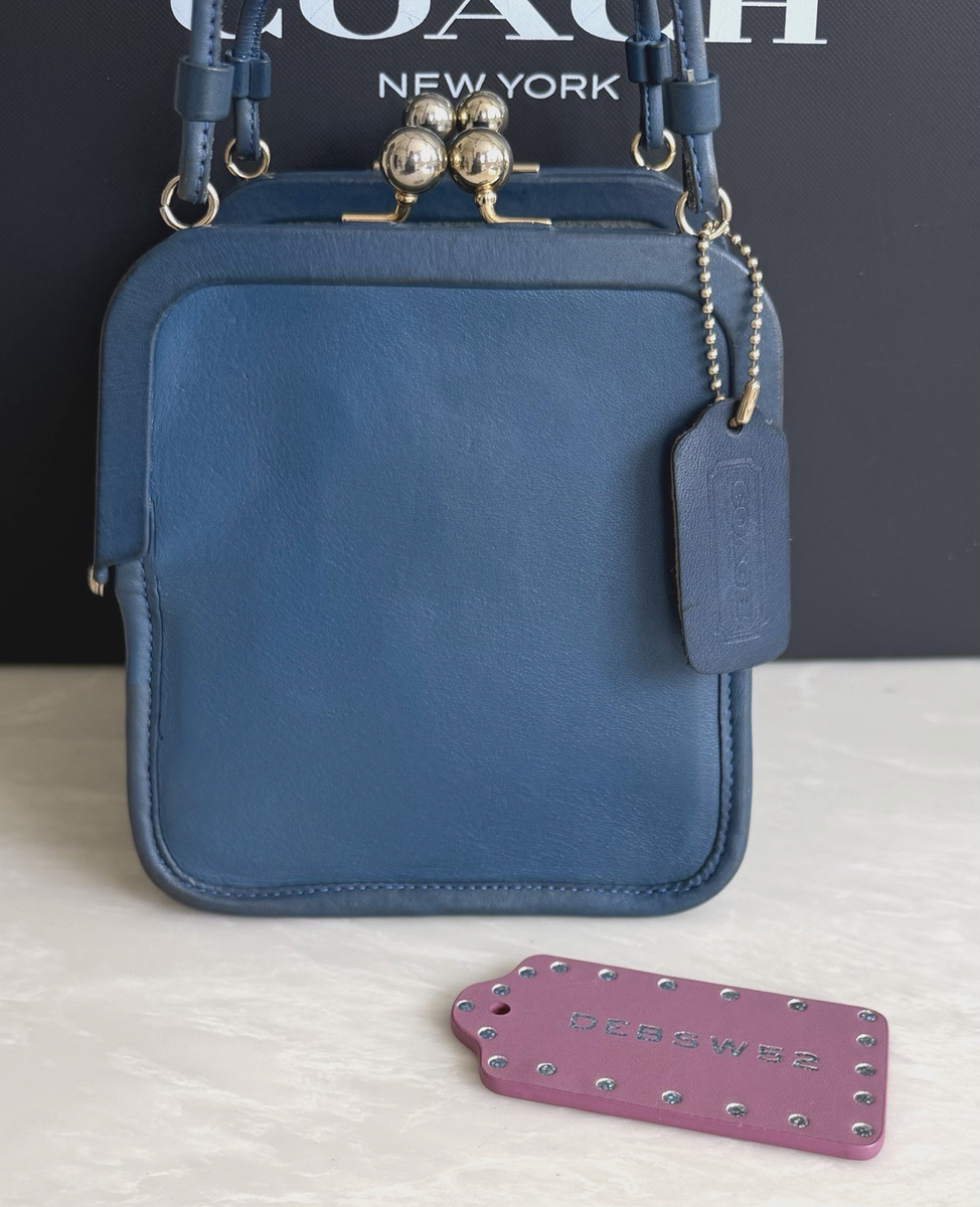ショルダーバッグ Vintage Coach Retro Swing Bag Kiss Rock COACH - Vintage Coach Retro Swing Bag Kiss Rockの通販 by COCOA