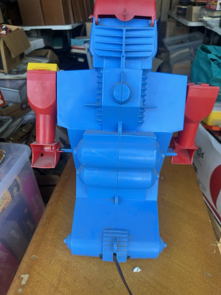 Ideal Robot Commando 1961 Non-Working Robot For Repair or Parts - Image 4 of 4