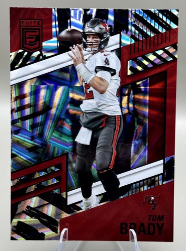 Tom Brady [Razzle Dazzle] #53 2022 Panini Donruss Elite card