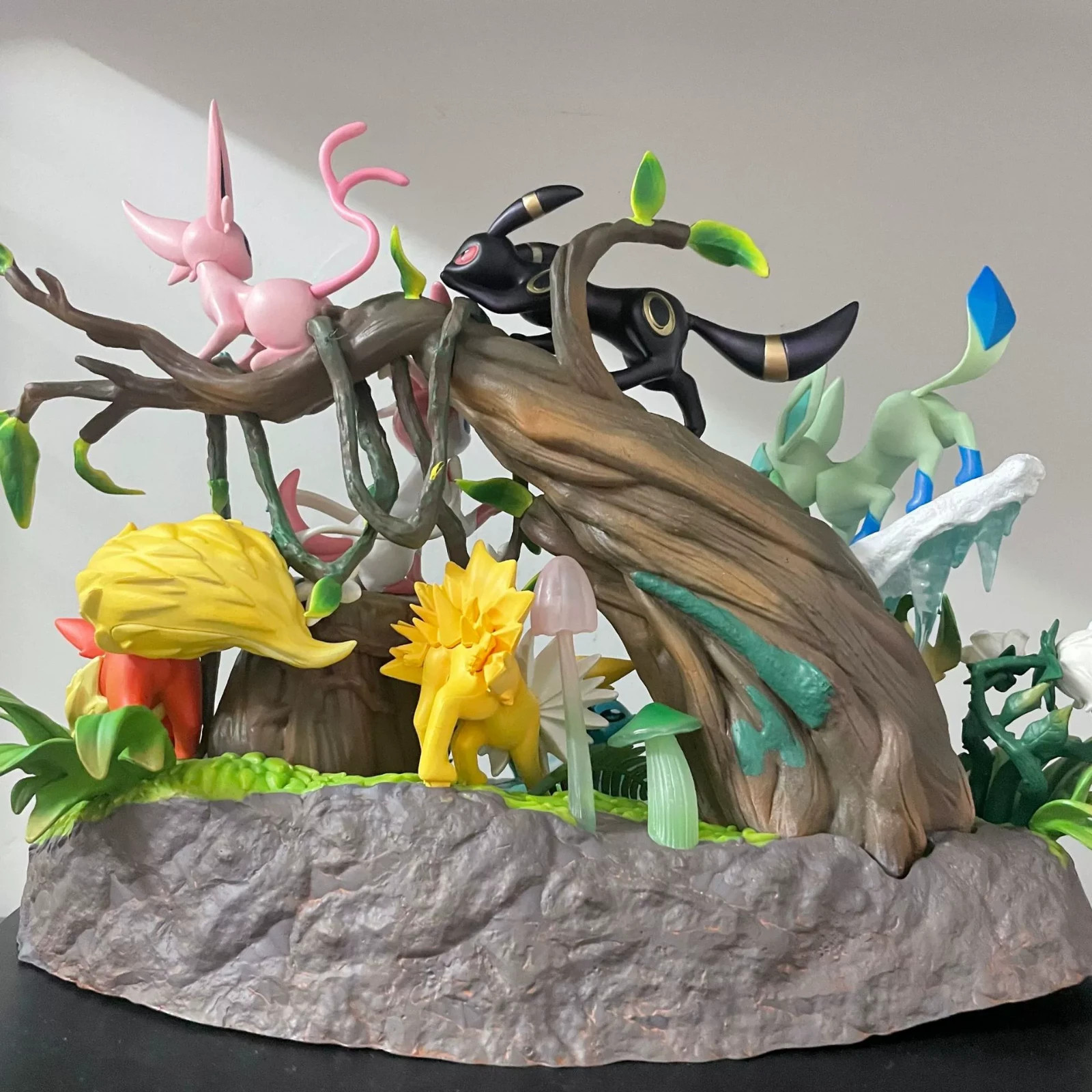 EEVEE FAMILY Figure Painted Anime PVC Model Collectibles Boxed Gift Toys Stock