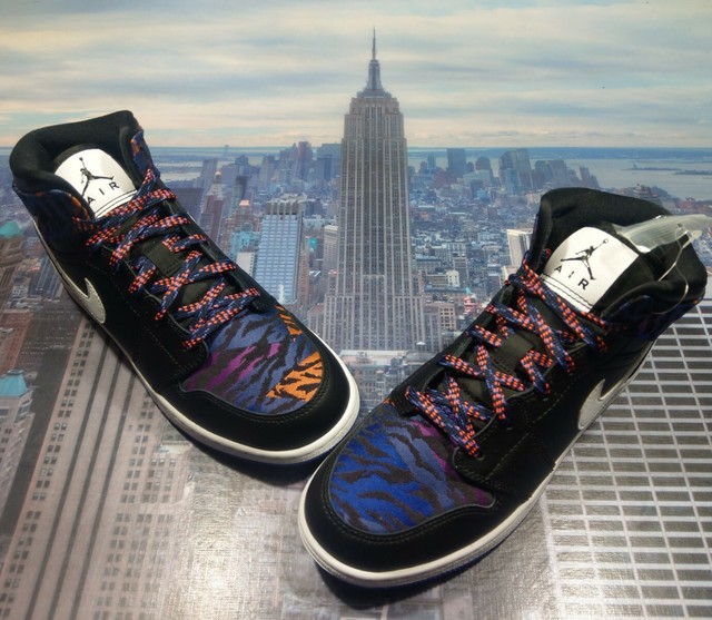 air jordan 1 mid violet