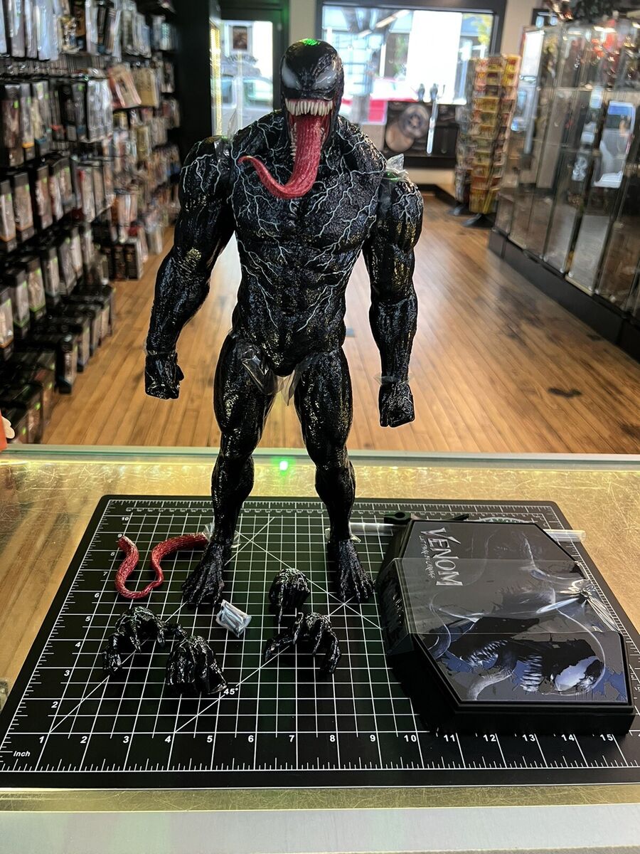 Hot Toys Venom 1/6 Scale Figure MMS626 Figure + Hands Stand Hot Toys Venom 1/6 Scale Figure MMS626 Figure + Hands Stand