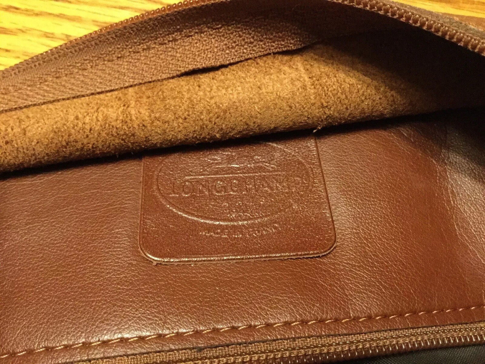 Longchamp Vintage Messenger Bag Shoulder Strap Leathe… Gem