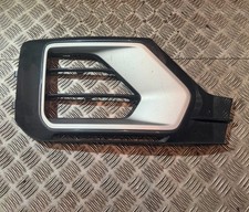 Genuine Audi Q2 Front O/S RIGHT Bumper Grille Trim 81A807682G OEM Black Silver