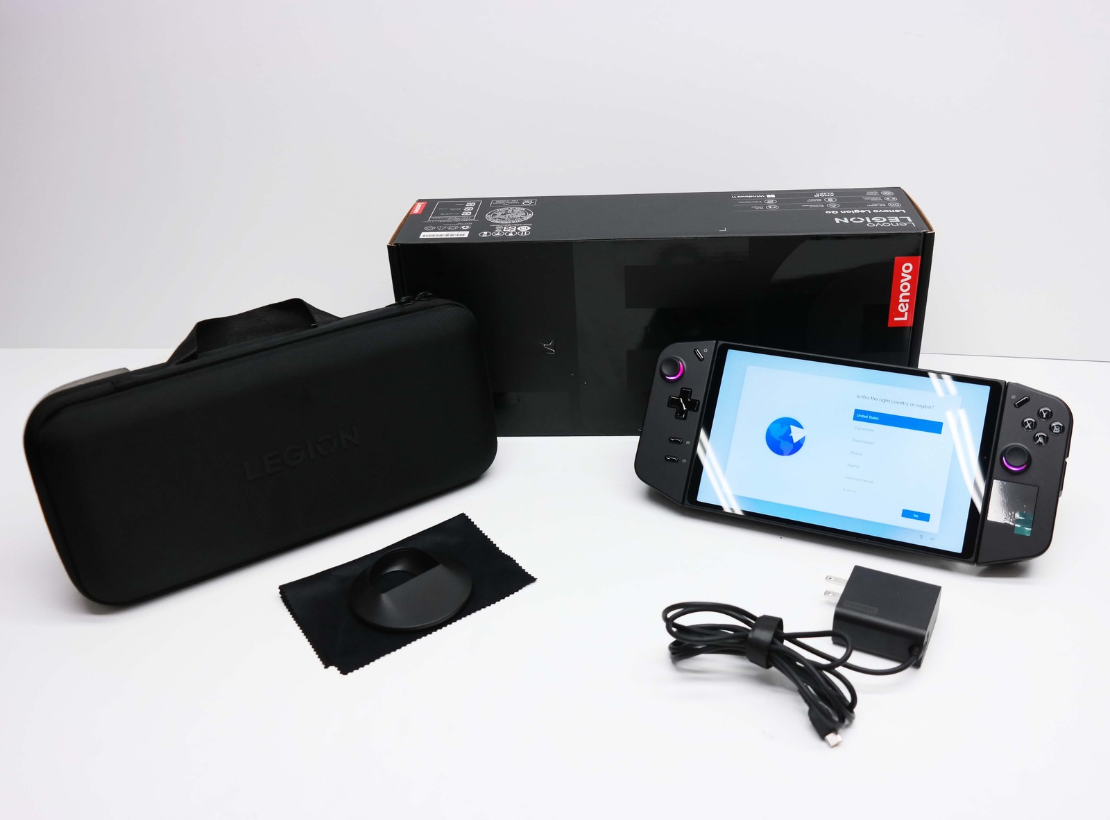 Lenovo Legion Go 8APU1 1TB Handheld Console System 83E1001YUS