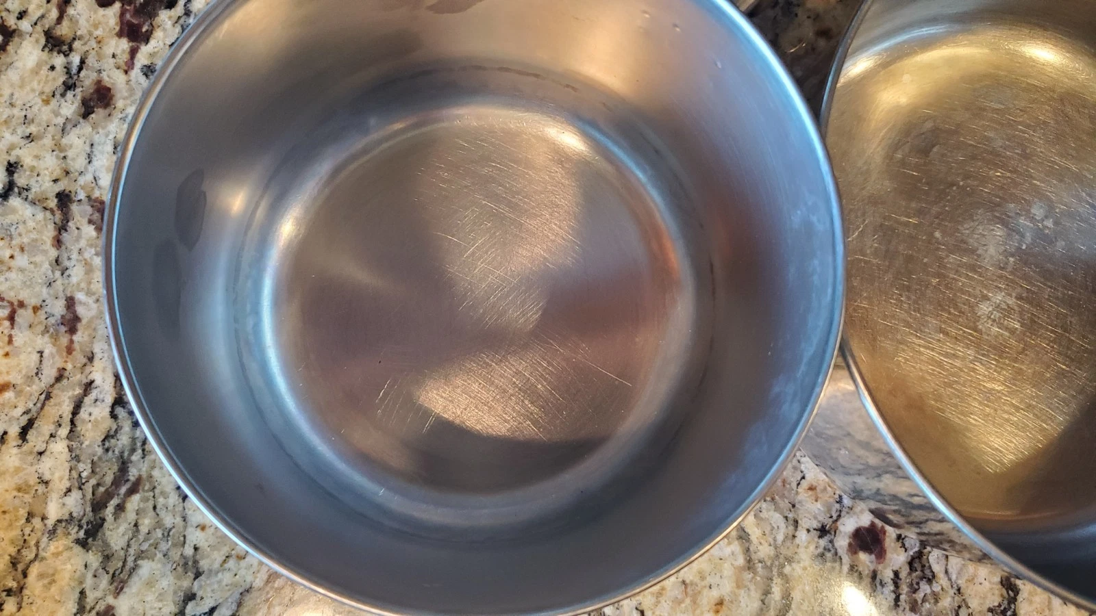 Revere Ware Copper Bottom Saucepan 2 quart medium size pot with lid