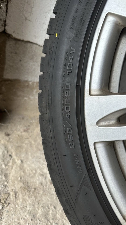 Neuwertige Winterreifen auf Alufelgen  20 Zoll mit 7 mm Profiltiefe - Bild 4 von 4