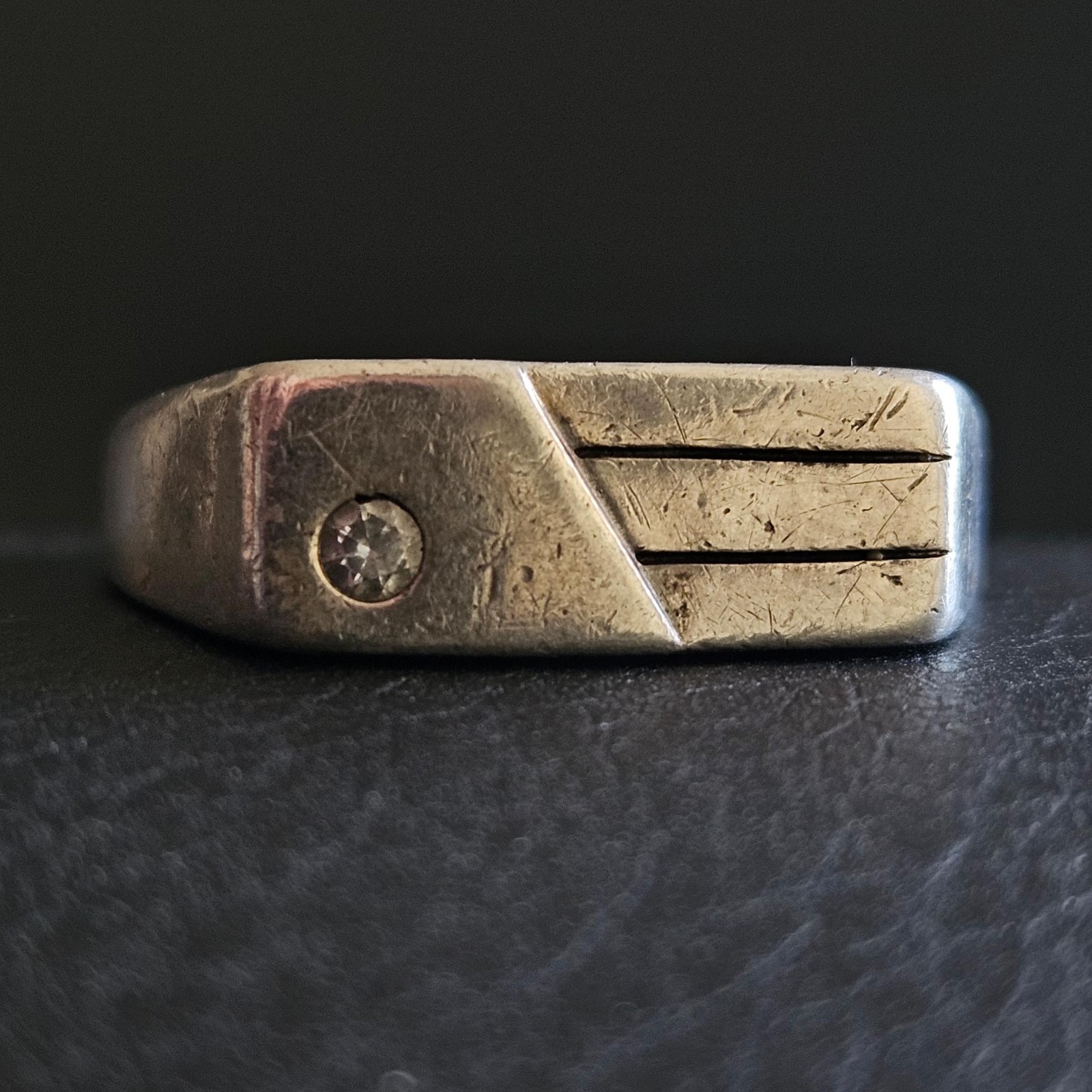 Solid Silver & Crystal Geometric Pattern Knight R… - image 2