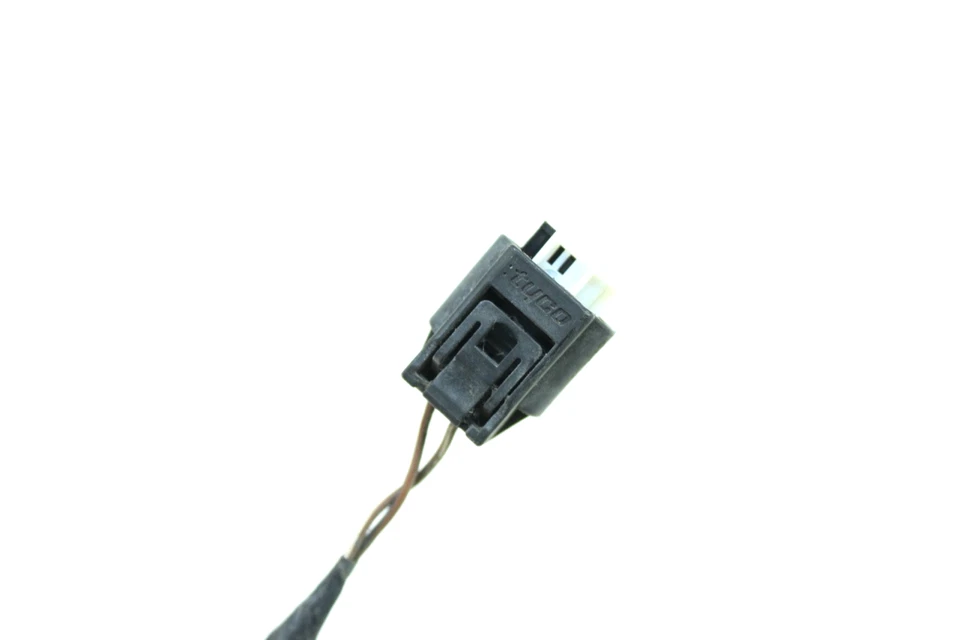 06-13 BMW 325i CONECTOR TANQUE EXPANSIÓN REFRIGERANTE COLETA OEM E90 Foto 3 de 4